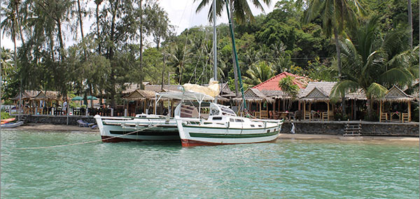Ao Yon, the departure point for a yacht charter with Siam Sailing